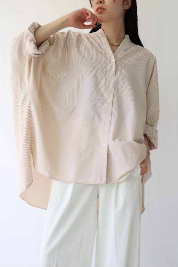 ACUTA（アクータ）の細ストライプドルマンポンチョシャツ