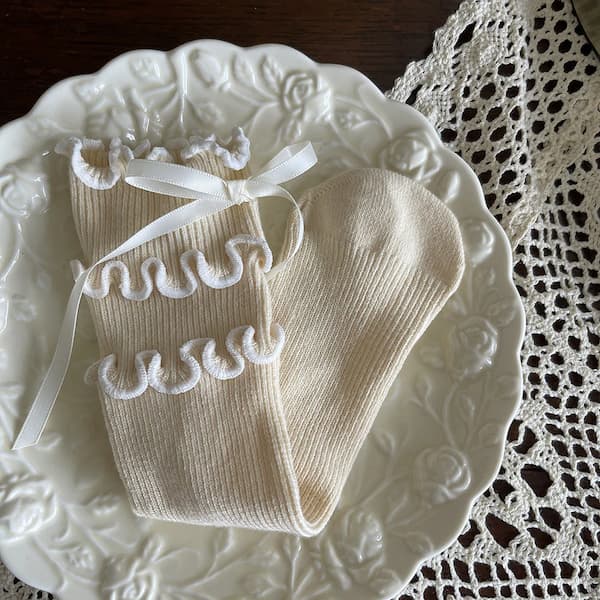 ELMO（エルモ）の【1-13歳】メロウ×リボンデザインソックス