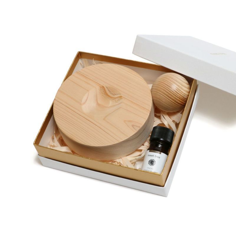 meet tree（ミートツリー）の精油＆ディフューザーギフト