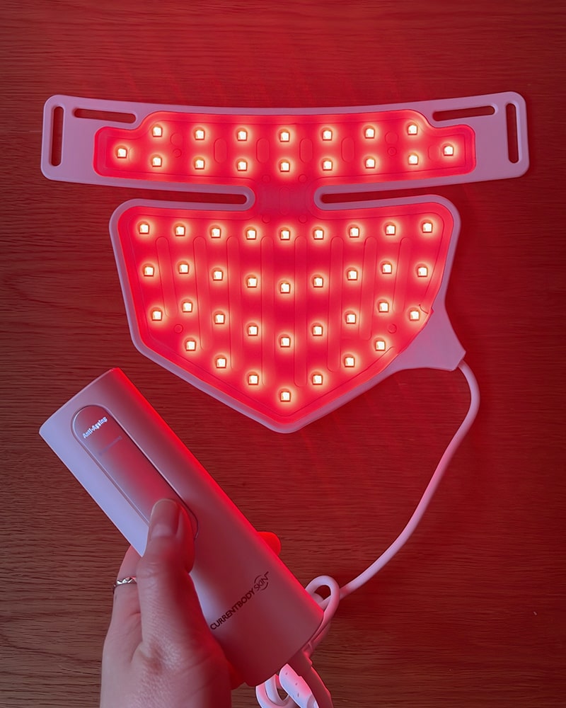 カレントボディーLED ブライトニングネック＆デコルテマスク エイジングケアモード