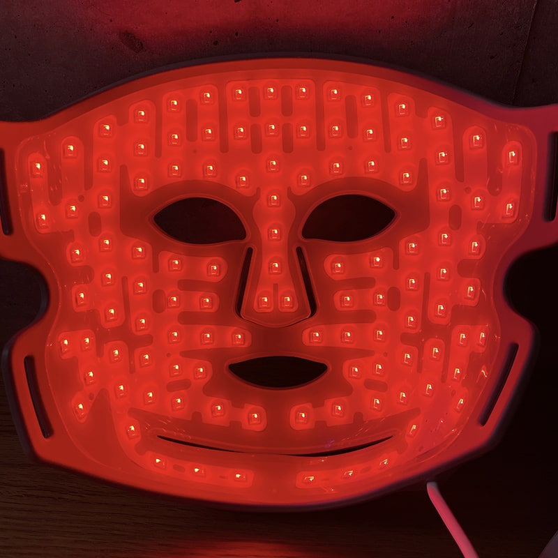 カレントボディのLEDマルチライトマスク