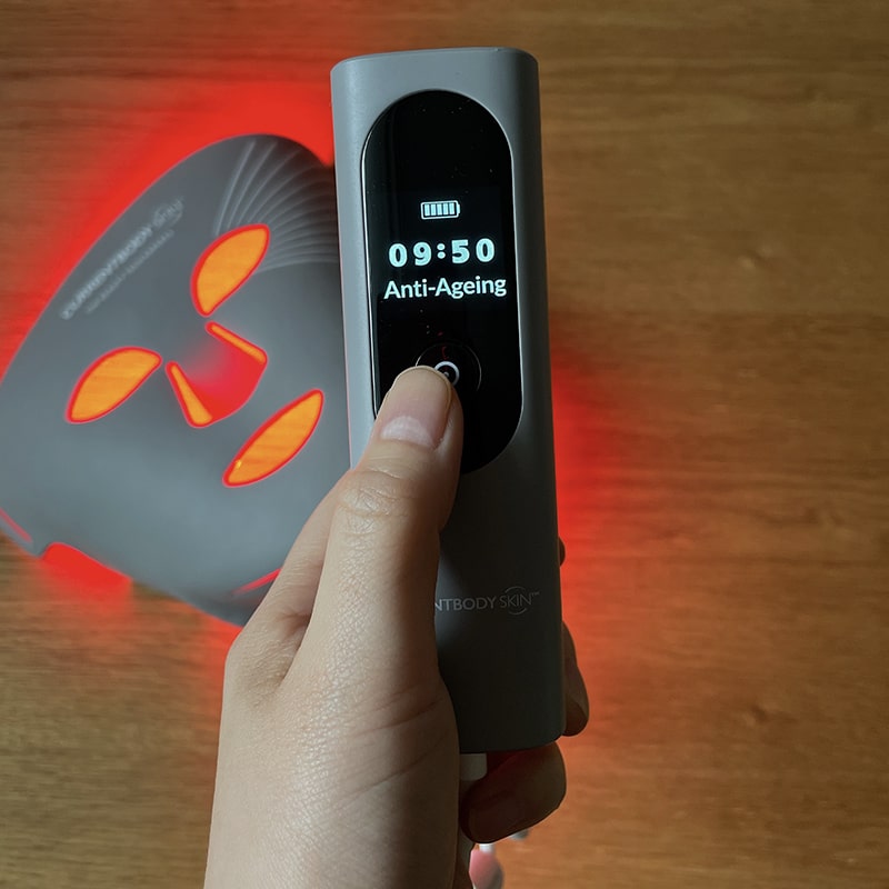 カレントボディのLEDマルチライトマスク