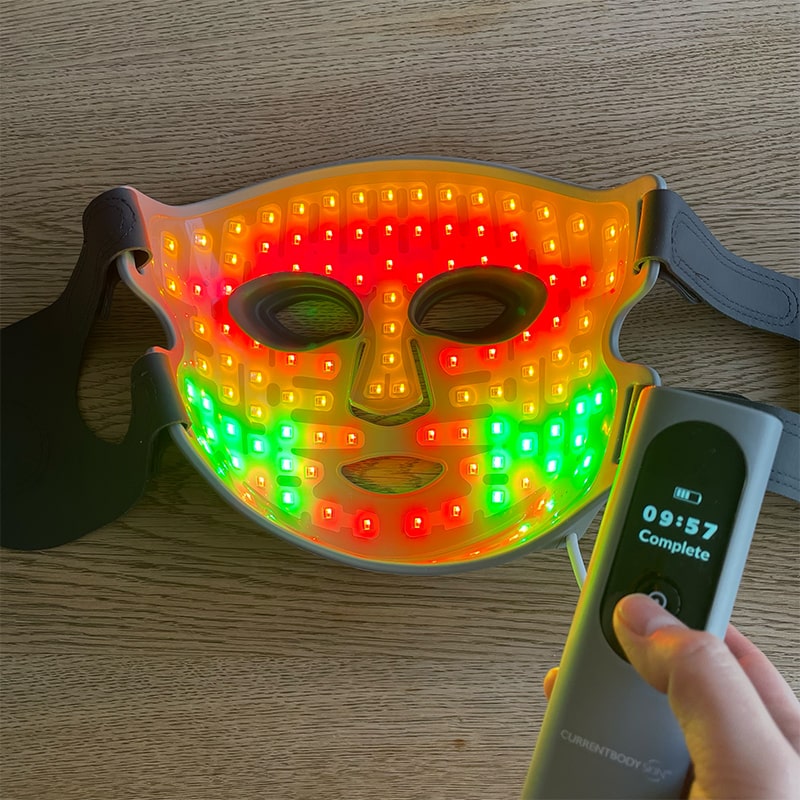 カレントボディのLEDマルチライトマスク