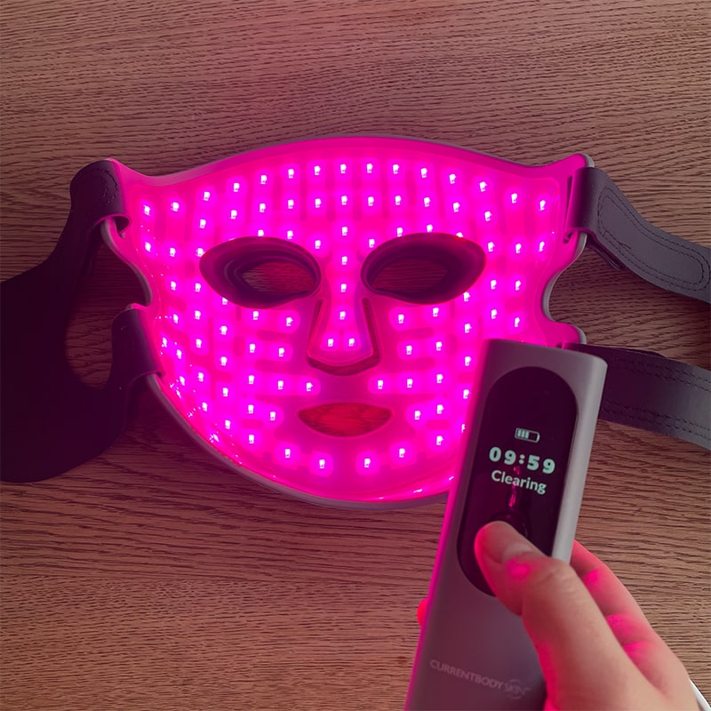 カレントボディのLEDマルチライトマスク