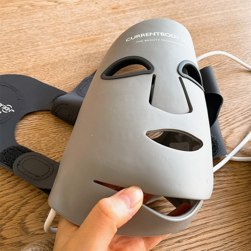 カレントボディのLEDマルチライトマスク