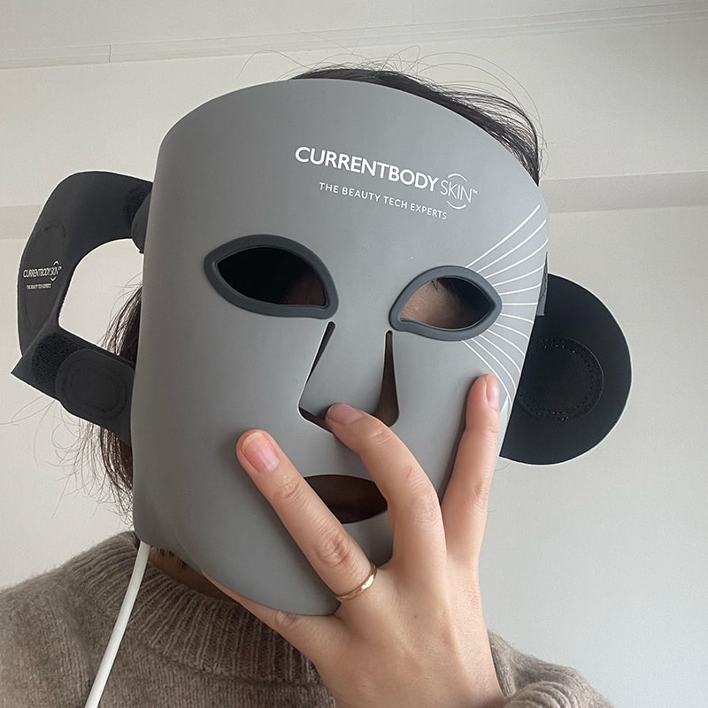 カレントボディのLEDマルチライトマスク