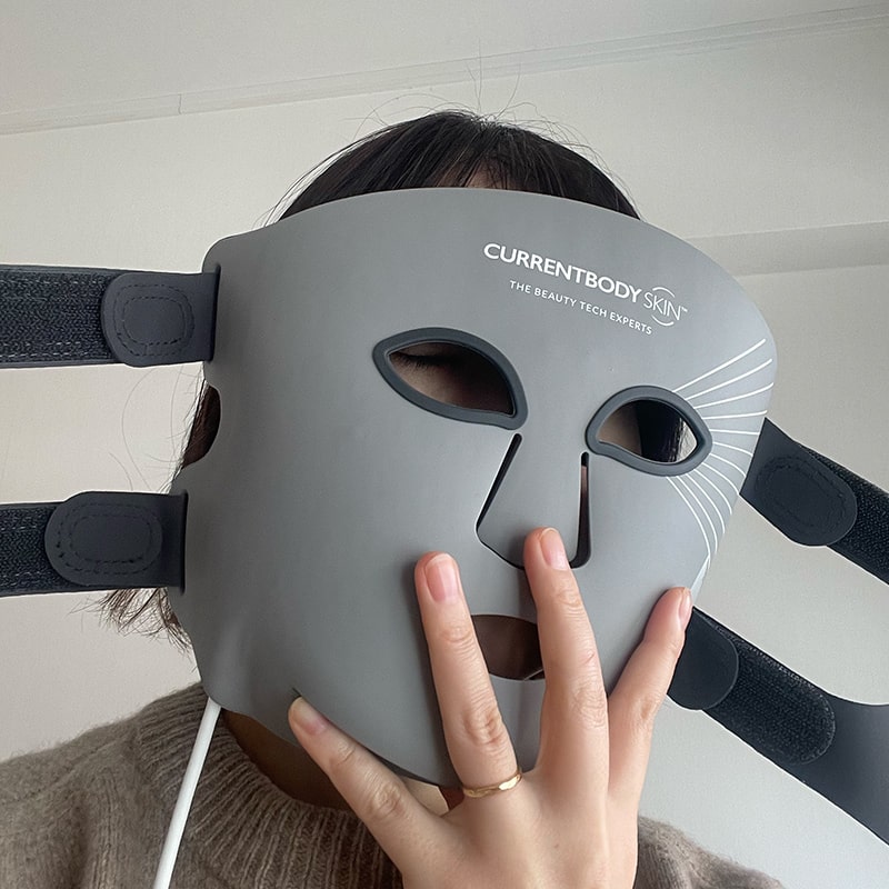 カレントボディのLEDマルチライトマスク