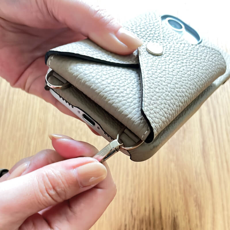 ボナベンチュラのショルダーストラップ