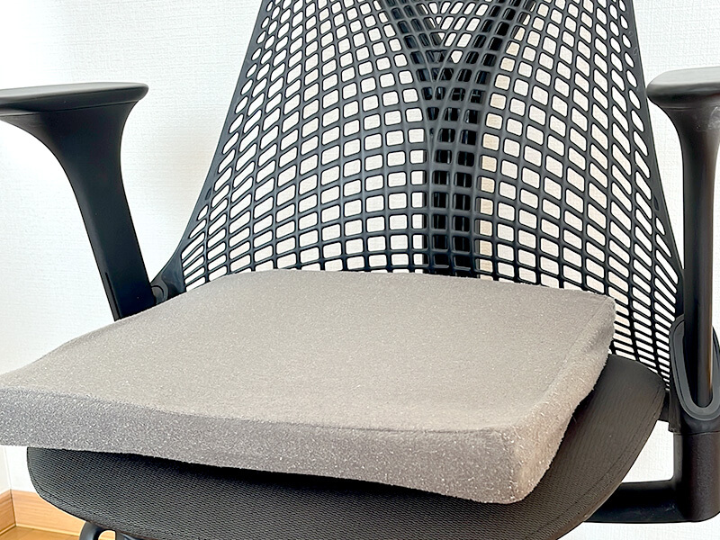 スクエア型の座布団