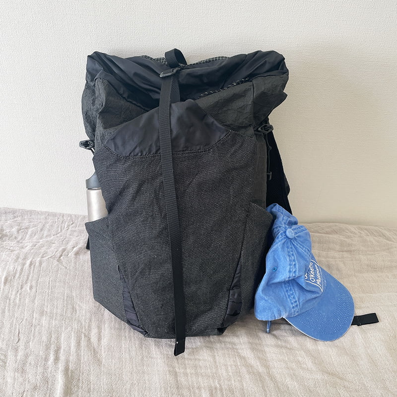 旅行バックパック